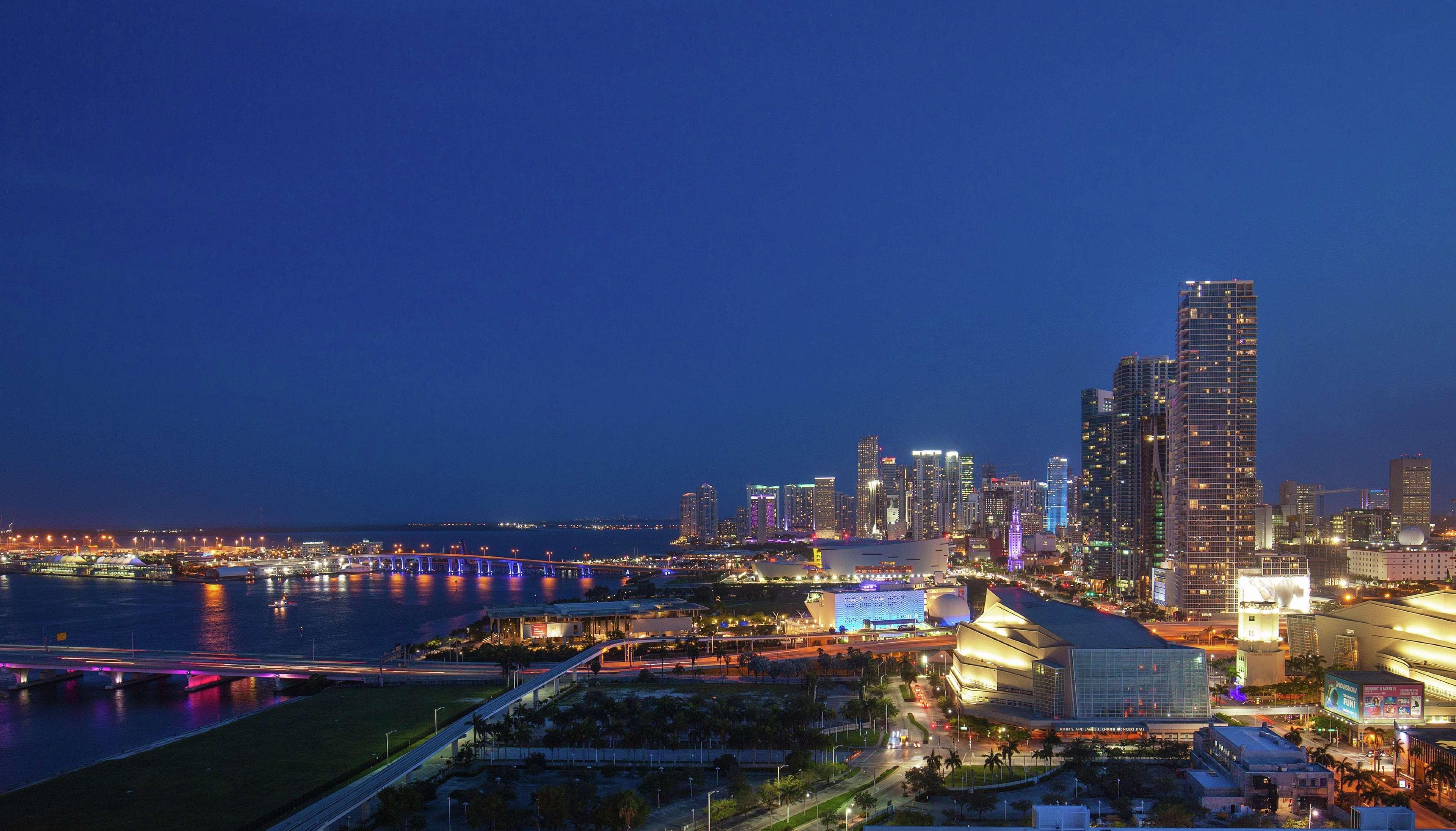 Hilton Miami Downtown Hotel Eksteriør billede